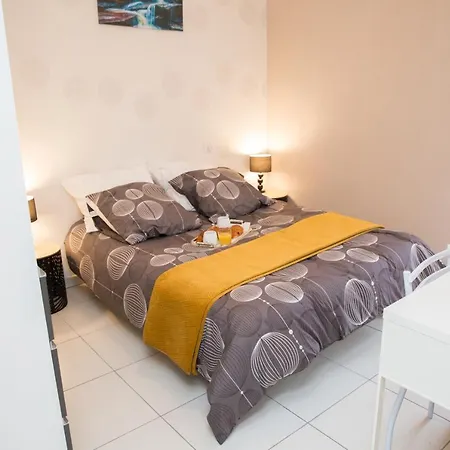 Comfort Needed - Appartement Confortable Et Calme