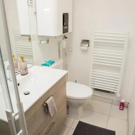 Comfort Needed - Appartement Confortable Et Calme
